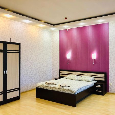 Hotel Miami Harkov Kültér fotó
